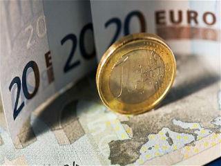 Σε ποσοστό πάνω από 60%, οι Ευρωπαίοι φορολογούμενοι λένε όχι σε νέα δανεικά προς την Ελλάδα, η οποία μετά την κρατικοποίηση των χρεών της σε πανευρωπαϊκό επίπεδο χρωστάει στους Ευρωπαίους φορολογούμενους πολίτες περί τα δισ. ευρώ.