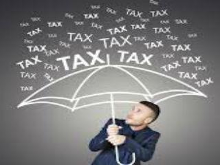 Η κυβέρνηση ήδη εξετάζει το ενδεχόμενο να καθιερώσει ανώτατο φορολογικό συντελεστή 60% μαζί με την έκτακτη εισφορά. Ένας τόσο υψηλός συντελεστής, σημειώνει ο ΣΕΒ, μαζί με τις ασφαλιστικές εισφορές και τους φόρους περιουσίας, θα ισοδυναμεί με δήμευση εισοδήματος.