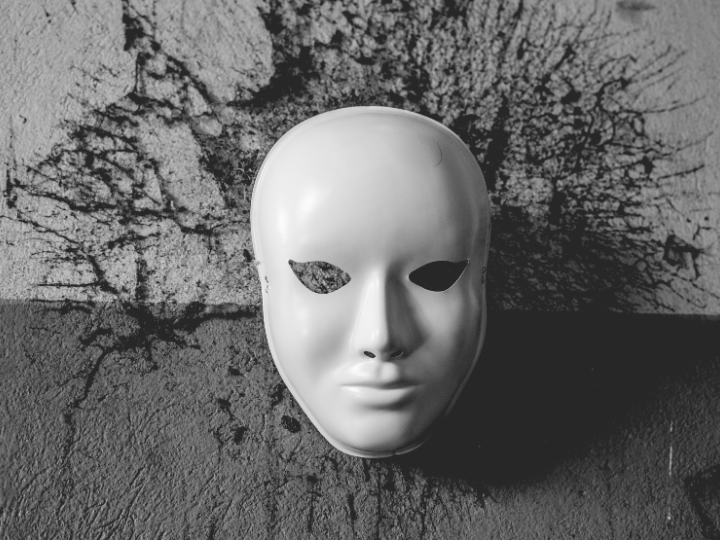 Σήμερα πλέον, πολύ πιο κοντά του για την υπόθεση του Ασκληπιείου Επιδαύρου, ως φίλος και παραστάτης του, αισθάνομαι την ανάγκη να τονίσω πόσο πολύ έχει ανάγκη ο τόπος μας την ανάδειξη του εθνικού πλούτου της πολιτιστικής κληρονομιάς μας.
